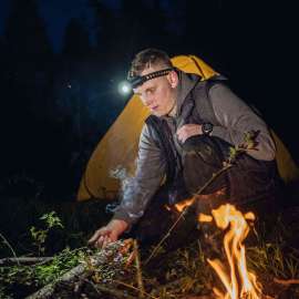 ARMYTEK WIZARD C2 PRO MAX LED ZAKLAMP